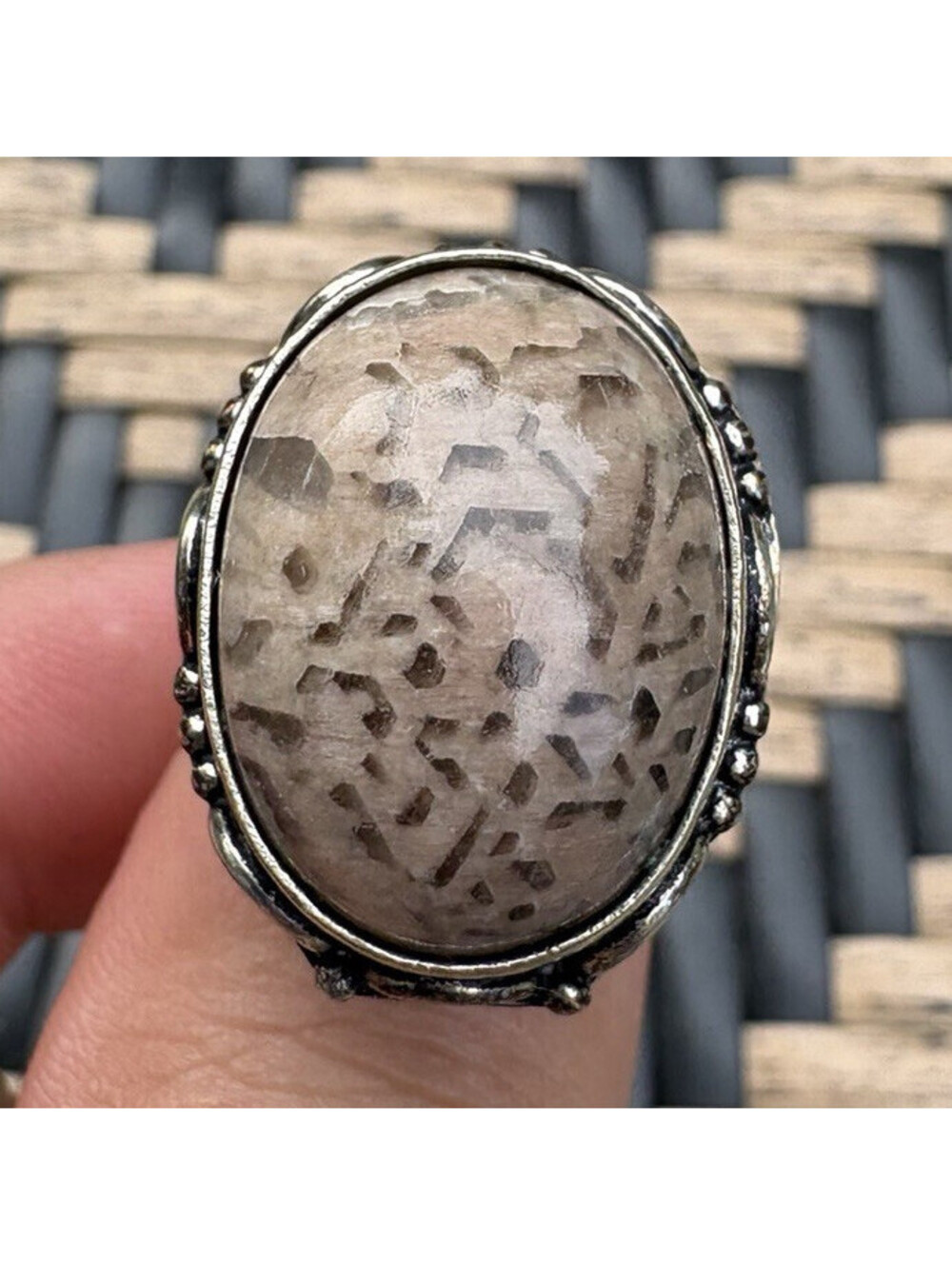 925 Sterling Silver Oval Bezel Ring Size 9